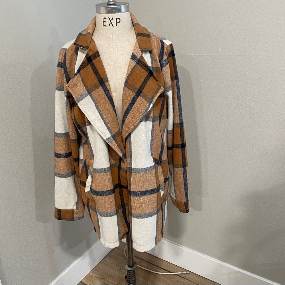Cavalini Plaid Fall Jacket. XL